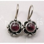 Stříbrné náušnice granát květina Náušnice
