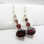 Stříbrné náušnice granát sněhulák Náušnice