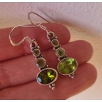 Stříbrné náušnice olivín sněhulák II.jakost Šperky nové II. jakost