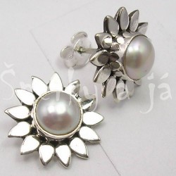 Stříbrné náušnice perla sluníčko II.jakost Šperky nové II. jakost