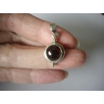 Stříbrný přívěšek granát kulatý  | SPERKYAJA.CZ