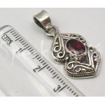 Stříbrný přívěšek granát šiška | SPERKYAJA.CZ