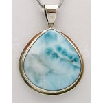 Stříbrný přívěsek larimar kapka Přívěsky