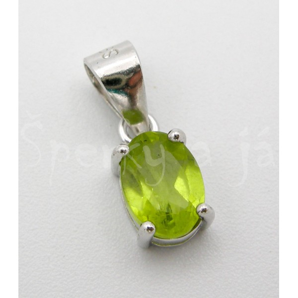Stříbrný přívěšek olivín ovál | SPERKYAJA.CZ