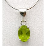 Stříbrný přívěšek olivín ovál | SPERKYAJA.CZ