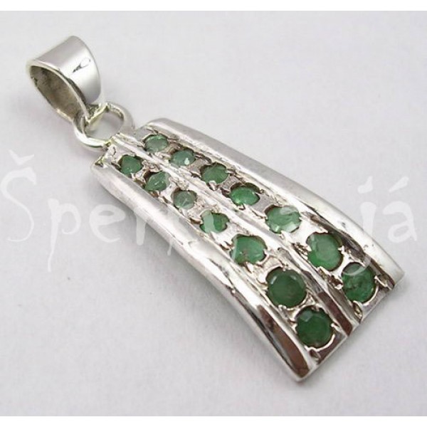 Stříbrný přívěšek smaragd vodopád Přívěšky