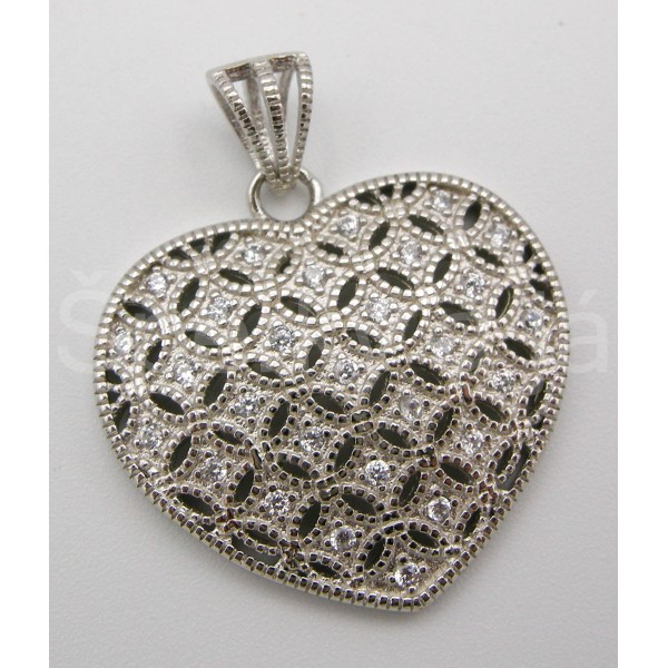 Stříbrný přívěšek srdce zirkony  | SPERKYAJA.CZ