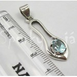 Stříbrný přívěšek topaz hruška Přívěšky