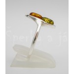 Stříbrný prsten jantar dvojbarevný vlnka Prsteny