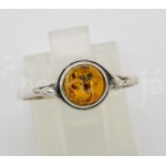 Stříbrný prsten jantar kulatý Prsteny