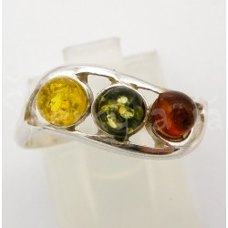 Stříbrný prsten jantar trikolor kulatý vlnka Prsteny