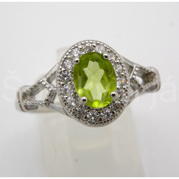 Stříbrný prsten olivín a zirkony ovál | SPERKYAJA.CZ