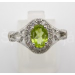 Stříbrný prsten olivín a zirkony ovál | SPERKYAJA.CZ