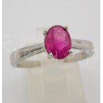Stříbrný prsten rubín ovál | SPERKYAJA.CZ