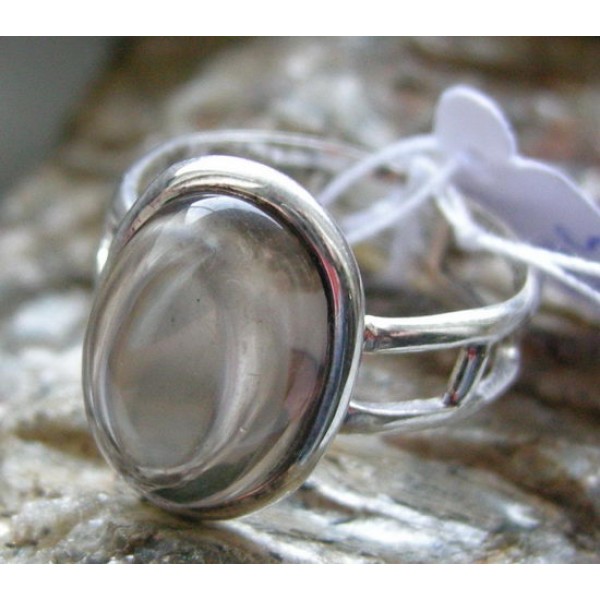 Stříbrný prsten záhněda ovál Prsteny